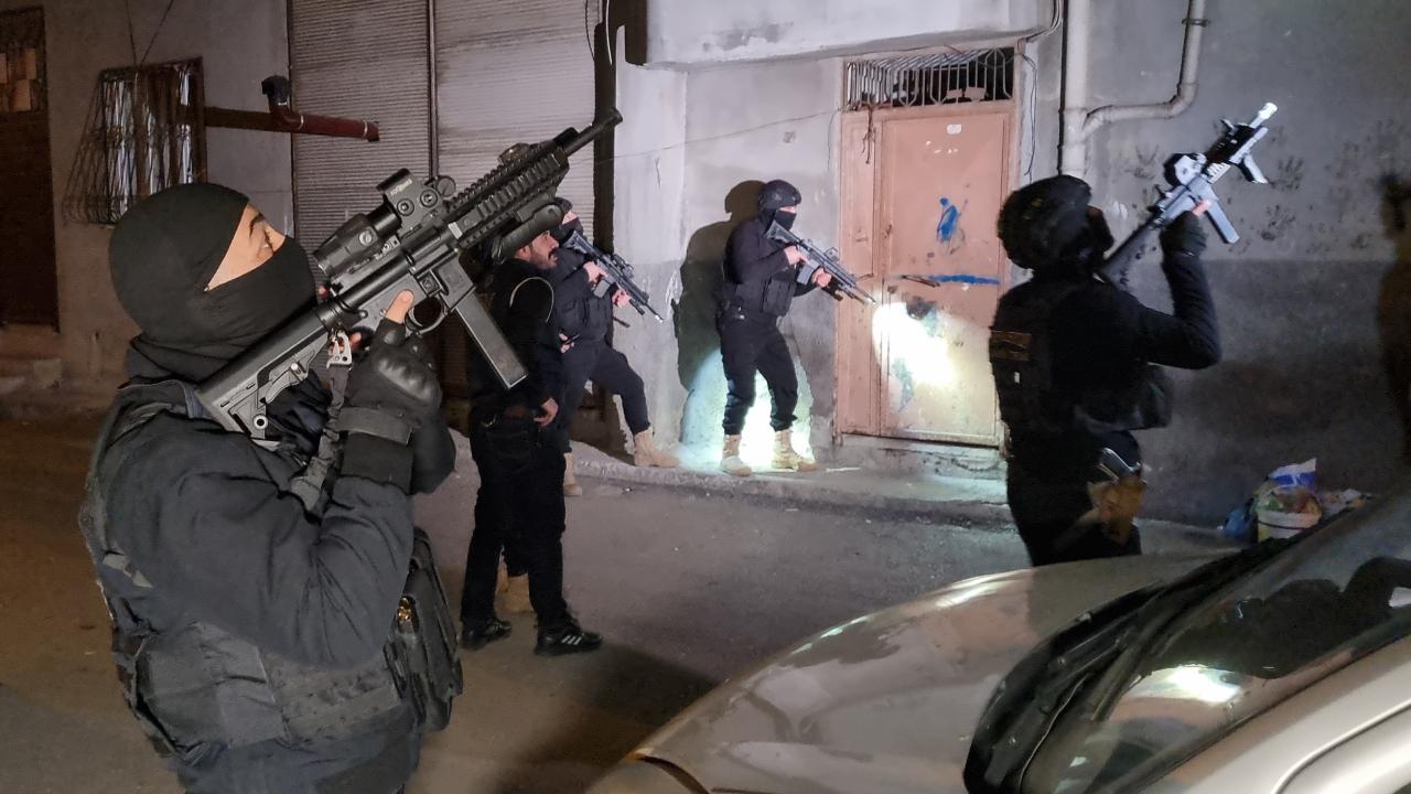 Adana'da DEAŞ Operasyonu! 6 Gözaltı 