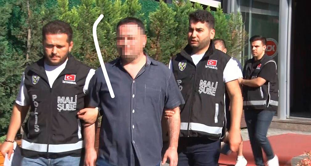 Beylikdüzü’nde vergi denetmenlerine polis baskını! 