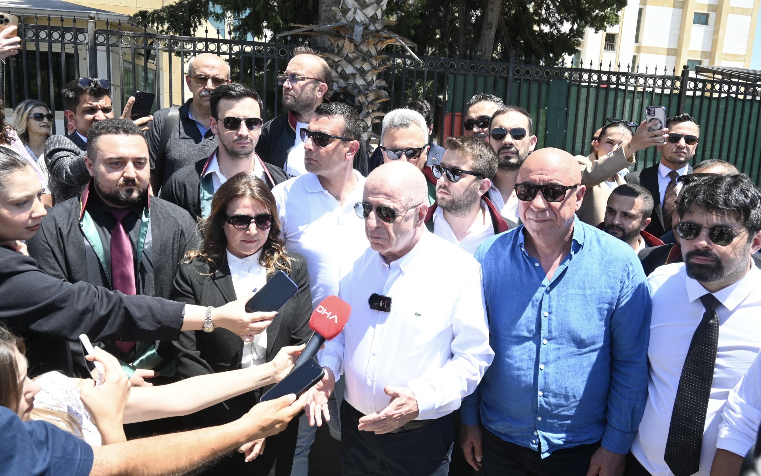 Özdağ: Biz, vatan savunması dışında şiddeti reddeden bir siyasi duruşu temsil ediyoruz