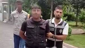 Adana’da Cam Silme Bahane İle Hırsızlık Yapan İki Şüpheli Yakalandı 