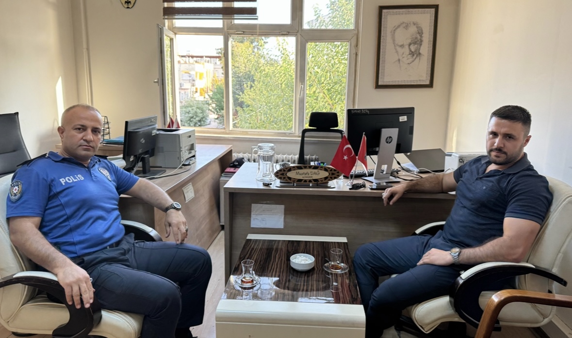 Başkan Altunova'dan Komiser Mustafa Dağ'a ziyaret 