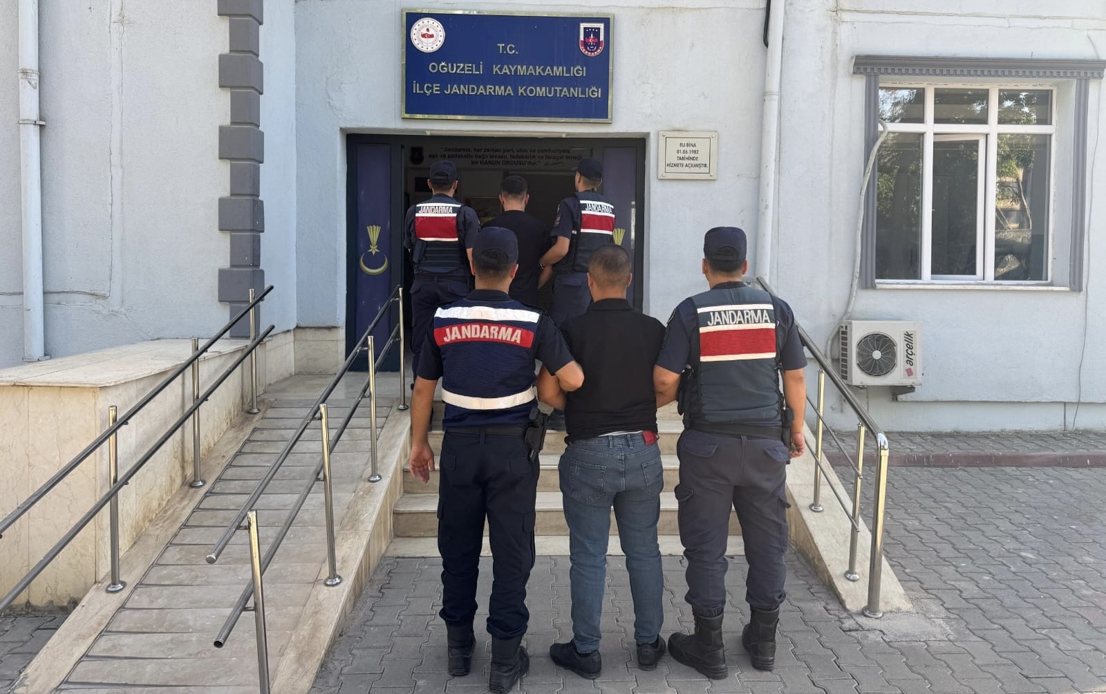 Gaziantep Oğuzeli'nde 3 Kişinin Öldürülmesiyle İlgili 9 Tutuklama 
