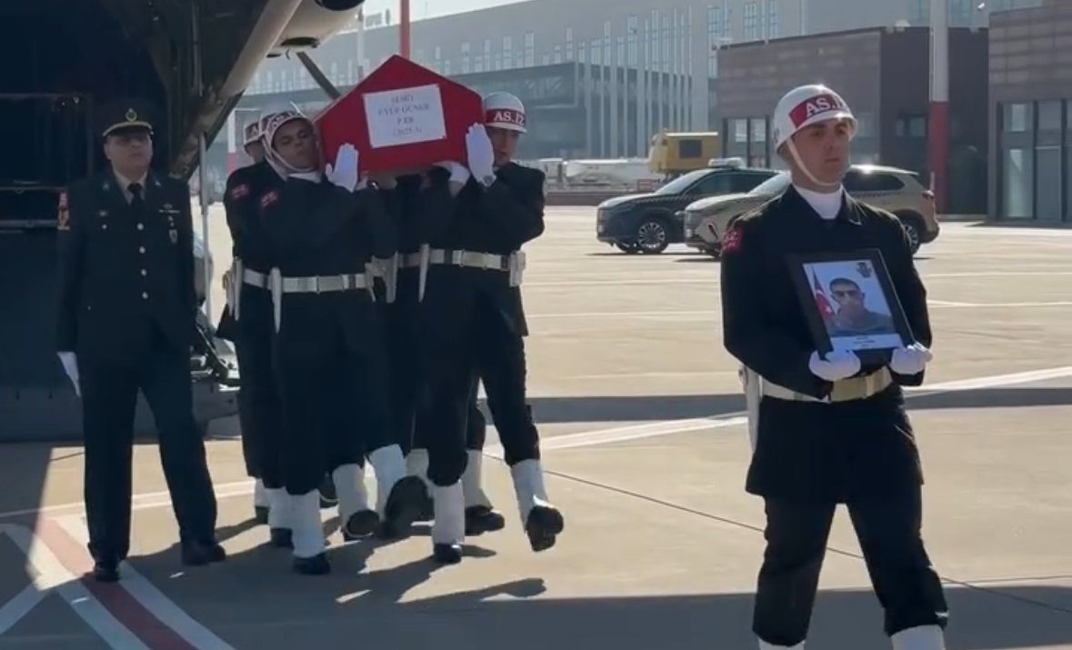 Şehit Piyade Er Eyüp Güner’in naaşı memleketi Gaziantep’te 