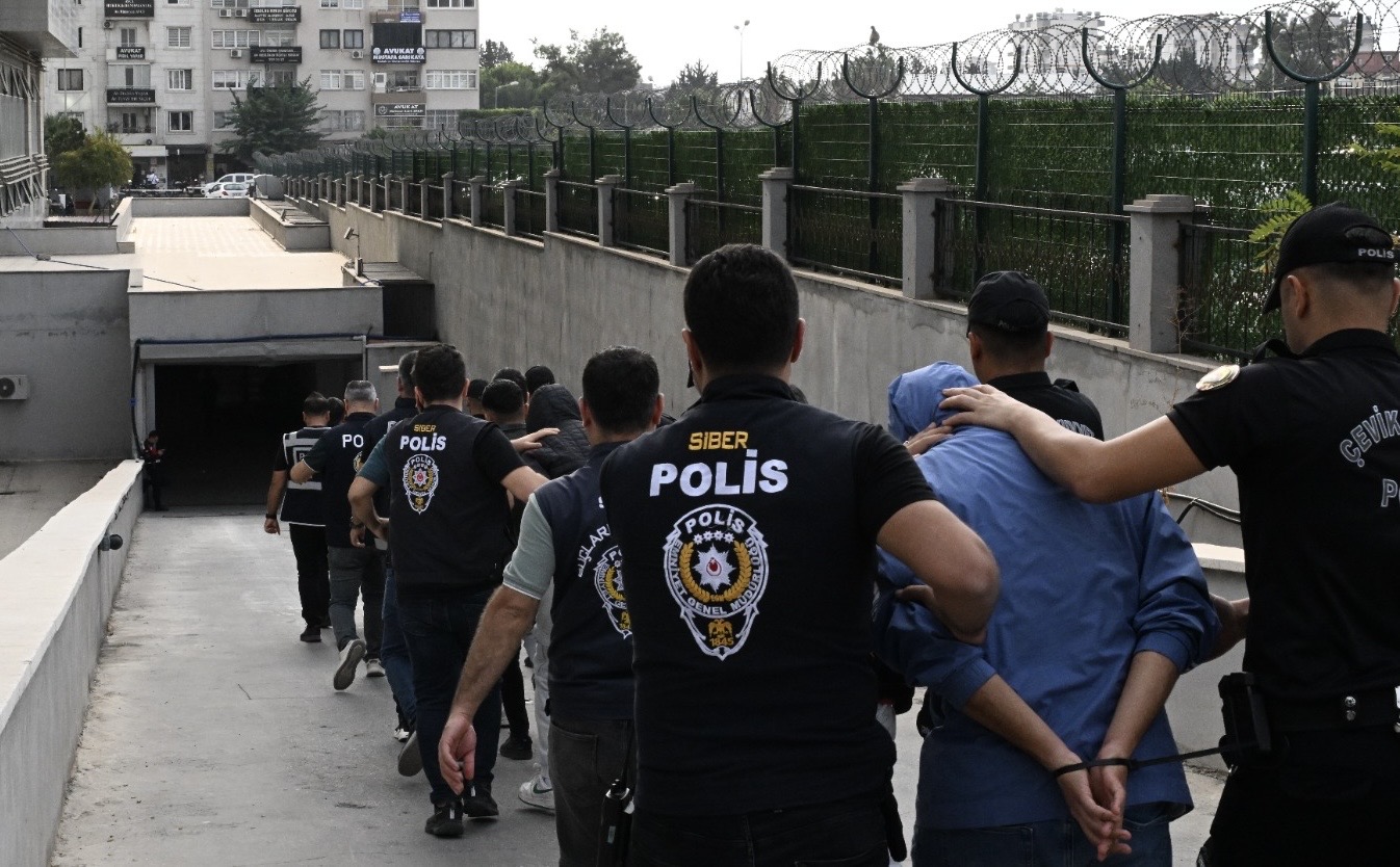 Siber Suçlar Göz Açtırmadı! Mersin'de 7,6 Milyar İşlem Hacimli Operasyon