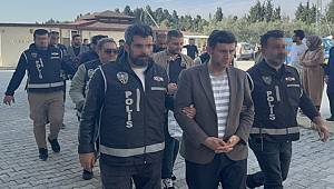 İl Göç İdaresine Rüşvet Operasyonu! Görevden Uzaklaştırılan İl Göç İdaresi Müdürünün Mesajları Ortaya Çıktı