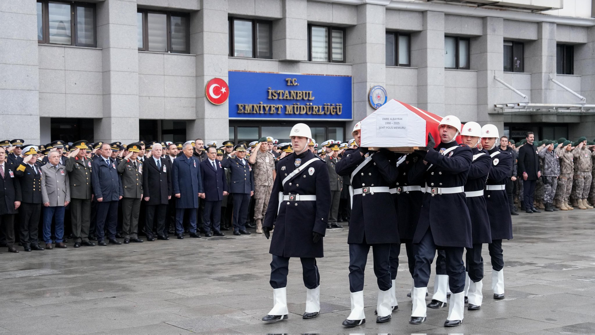 Şehit Özel Harekat Polisine Veda! Emre Albayrak Törenle Memleketine Uğurlandı 