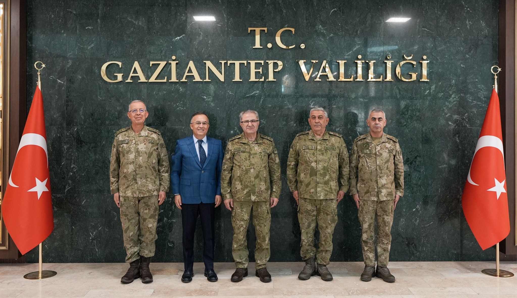 Kara Kuvvetleri Komutanı Tokel’den Gaziantep Valiliğine ziyaret 