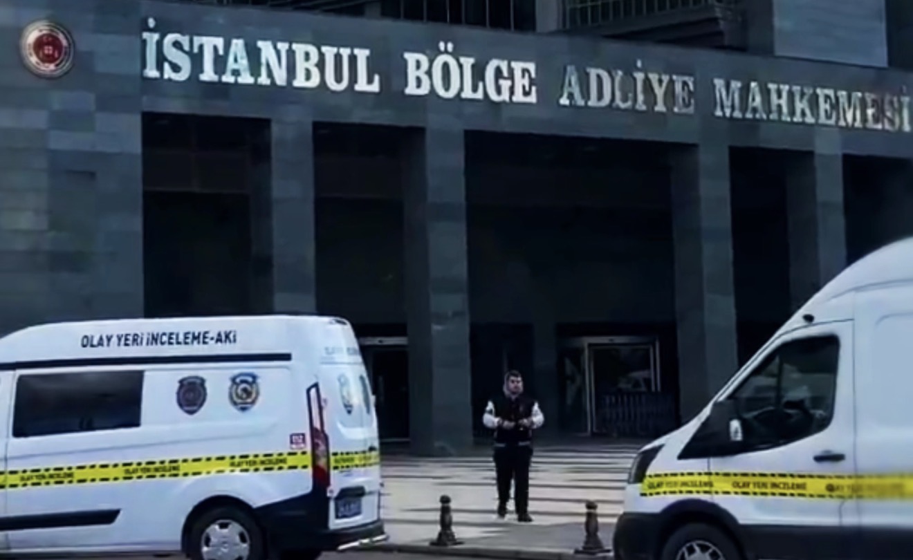 Kartal Adliyesi’nde Silahlı Saldırı: Savcı Hakimi Vurdu, İkinci Atışı Hükümlü Çaycı Engelledi 