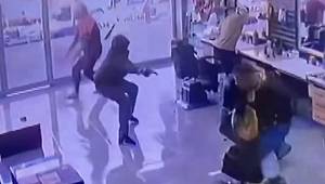 Adana’da Berberde Dehşet! 1 Kişi Vuruldu 