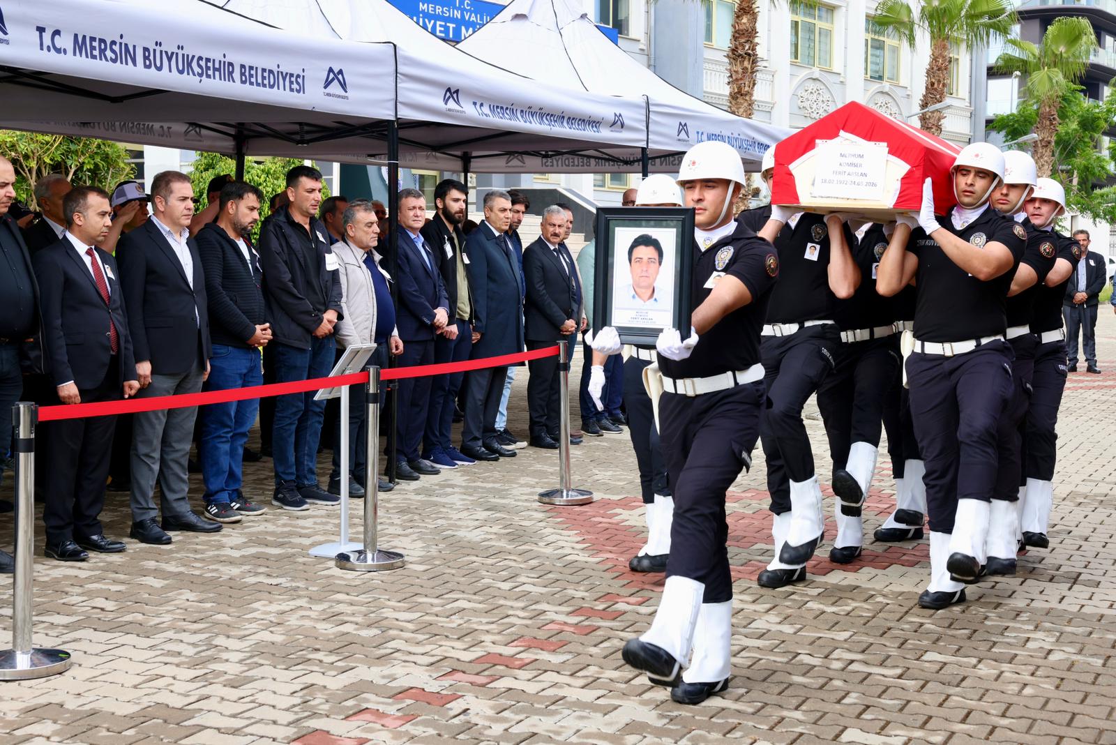 Mersin İstihbarat Şubede Görevli Komiser Ferit Arslan Hayatını Kaybetti 
