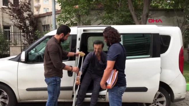 Ailesini rehin aldığı için polis tarafından vurulan adam: Vurmasaydı kafama sıkacaktım - Haber