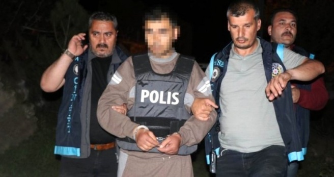 Arkadaşını 43 Bıçak Darbesiyle Öldürüp 