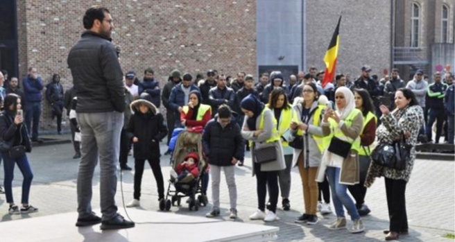 Belçika polisinin öldürdüğü Faslı Mohamed sessiz bir eylemle anıldı