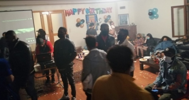 Büyükçekmece'de doğum günü partisine polis baskını: 46 gözaltı