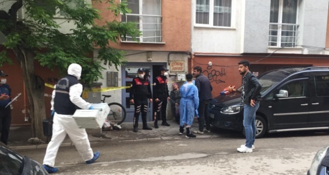 Eskişehir’de sevgili cinayeti! Erkek arkadaşını göğsünden bıçakladı