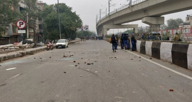 Hindistan’da polis ve göstericiler arasında arbede