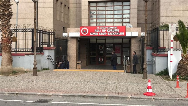 İzmir'de Suriyeli hamile kadın ve 5 yaşındaki oğlu evde ölü bulundu