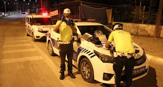 Karaman’da polisten asayiş ve trafik uygulaması