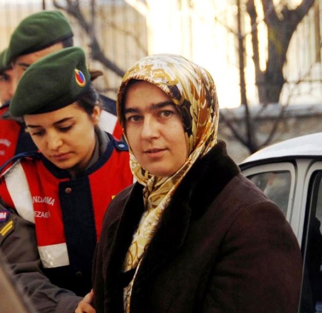 'Kesik baş' cinayetinden hüküm giyen Nevin, kendini eğitime verdi - Haber