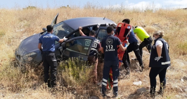Kollarının çeşitli yerleri kesik adamın kurtarılması için polis canını hiçe saydı