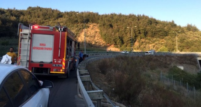 Orman yangınına giden itfaiye ekiplerine silahlı saldırı ihbarı polisi harekete geçirdi - Haberler