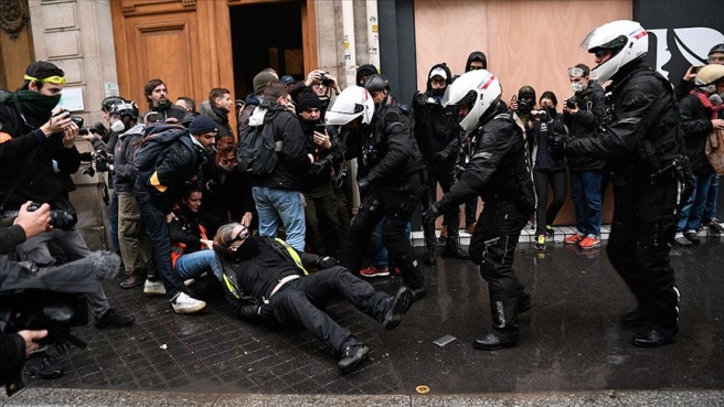 Paris Savcılığı polis şiddetine ilişkin iki yeni soruşturma açtı
