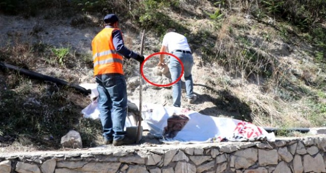 Polis ekipleri, vatandaşın fark ettiği kaya parçasının başında 3 gün nöbet tuttu - Haber