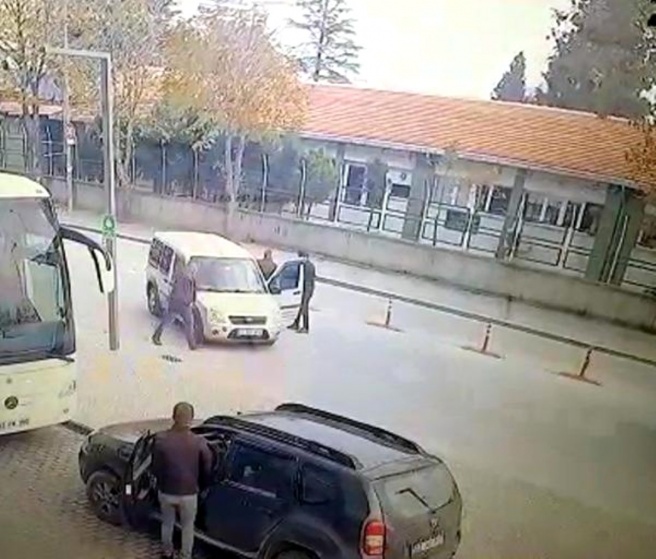 Polis, firari hükümlüyü sosyal medyada kadın hesabı açarak yakaladı - Haberler