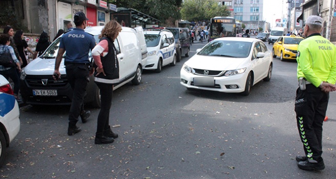 Polis Kadıköy’de kuş uçurtmadı