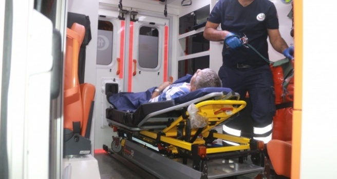 Polis lojmanları önünde silah sesleri yükseldi: 1 yaralı