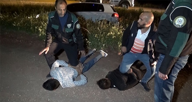 Polis şüpheli kovalamacası sulama kanalında son buldu
