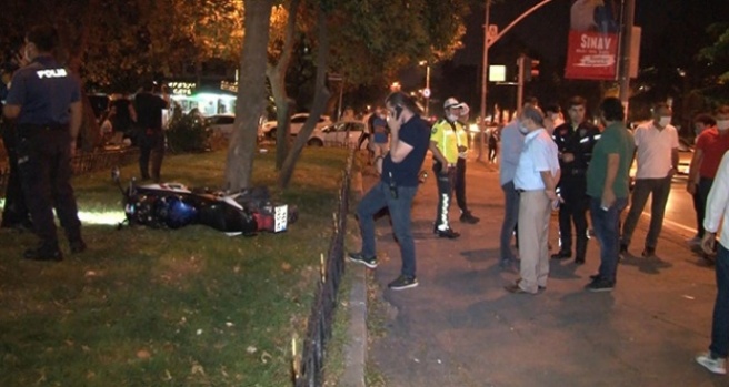 Polisin 'dur' ihtarına uymayan silahlı motosikletli kaçarken kaza yaptı