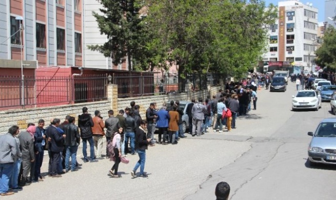 Şanlıurfa'da 2 Bin Kişilik İşi Duyanlar İŞKUR'a Koştu