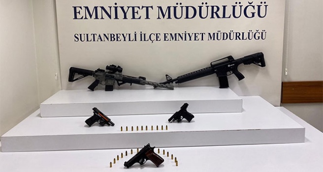 'Silahlı' 23 Nisan kutlamasına polis dur dedi