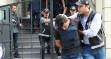 Afgan cinayetine ilişkin 2 zanlı adliyede