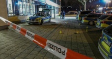 Almanya’da bıçakla polise saldıran Türk öldürüldü