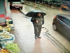Ceren Özdemir'in katilinin cinayetten sonra sokakta gezdiği görüntü ortaya çıktı - Haberler