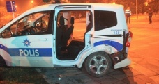 ‘Dur’ ihtarına uymayan şahıs polis aracının kaza yapmasına neden oldu