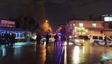 Esenyurt'ta hareketli anlar: Polis şüpheliyi vurarak yakaladı