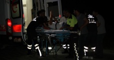 Hatay'da kaçak mültecilerle yaşanan kovalamacada bir polis yaralandı