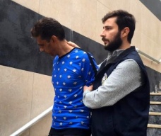 İran'lı sahte polisler, saunanın içinde böyle yakalandı - Haber