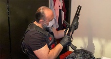 İstanbul narkotik polisi 'torbacıyı' hastanede kıskıvrak yakaladı