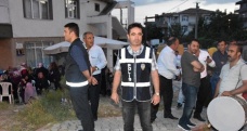 Magandalara karşı her düğüne bir polis