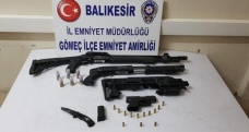Polis, körfez ilçelerinde yaptığı uygulamalarda 9 adet silah ele geçirdi