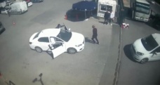 Polisin Amerikan filmlerine taş çıkartacak operasyonu kamerada