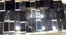 Polisten ‘klon’ telefon operasyonu