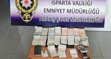 Sahte polislerin yaptığı 400 bin liralık vurguna, gerçek polisler engel oldu