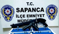 Sakarya'da polise saldıran 4 kişi tutuklandı