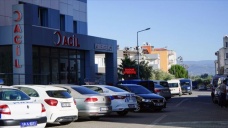 Serinlemek için denize giren polis memuru boğuldu