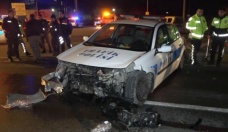 Şüpheli aracı kovalayan trafik ekibi kaza yaptı: 2'si polis 3 yaralı